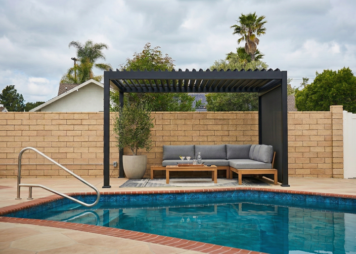 Black pergola 10'x13'
