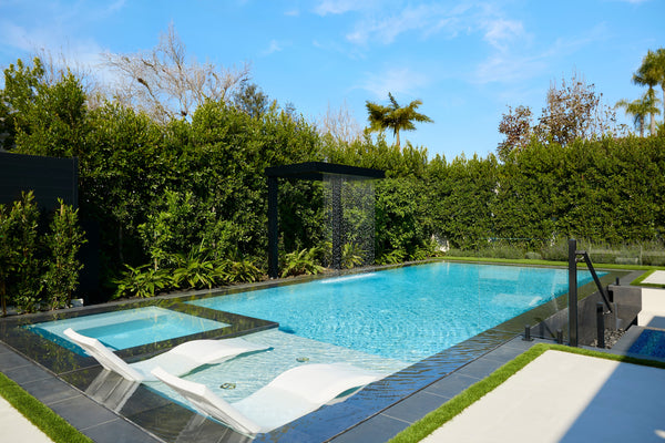 Luxury Pergola: What Separates a $5,000 Pergola From a $50,000 One - pergolacave