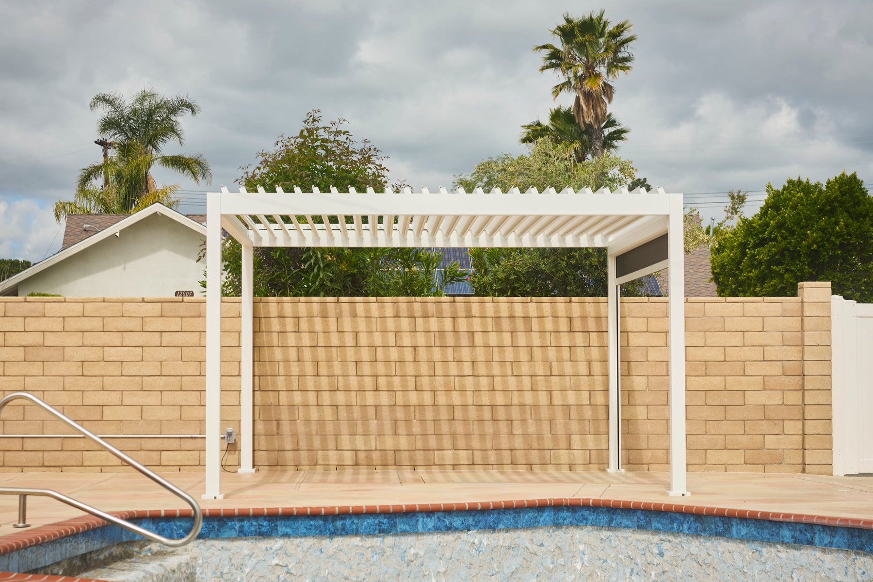 Pergola Attached to House: The Complete 2026 Guide - pergolacave