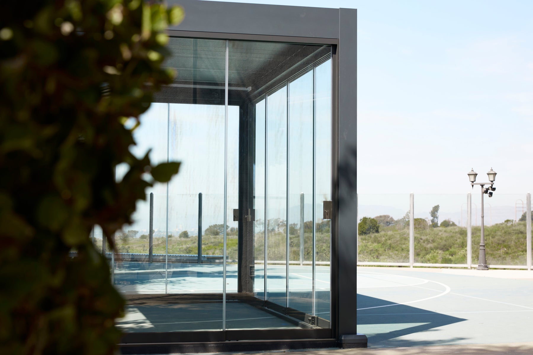 Pergola with Screens: Complete Insect Protection & Privacy Enhancement Guide - pergolacave
