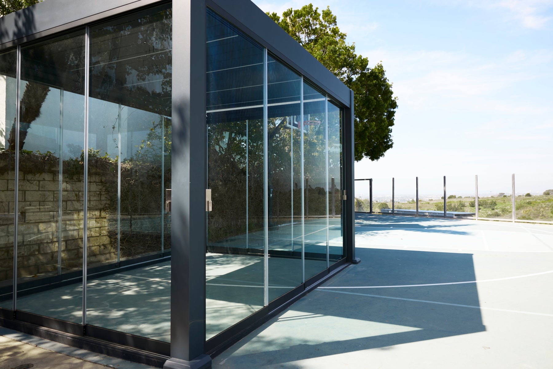Retractable Pergola: Every Type Compared – and Why Louvered Systems Win Long-Term - pergolacave