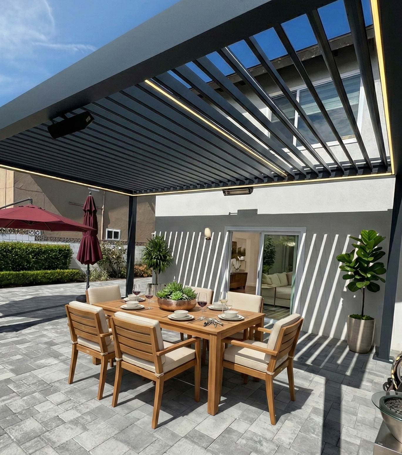 Infrared heater mounted on aluminum pergola - daytime